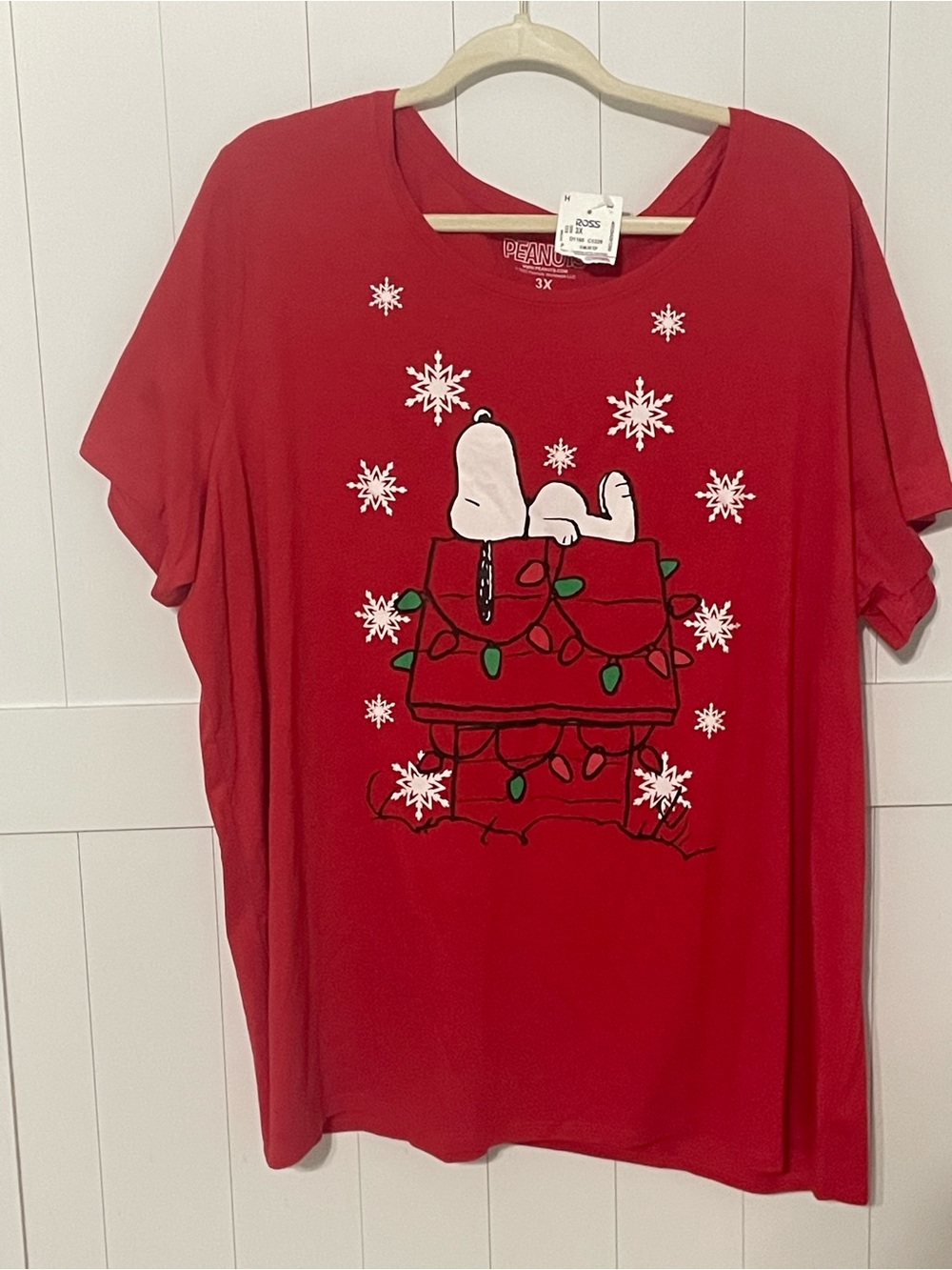 Peanuts Snoopy Red Holiday Tee - women’s Tops